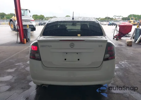 2010 Nissan Sentra 2.0Sr from USA, damaged, VIN 3N1AB6AP1AL640075